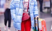 宋茜空气刘海少女心十足，网友却让她换条裤子？