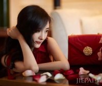 新品正当红 MICHAEL KORS携杨幂献礼2019年春节