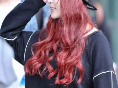 2019染什么发色好?这几款巨显白的发色,照着染让你美上天