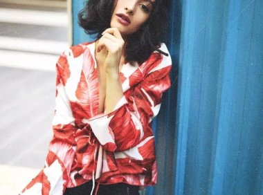 短发版的娜塔丽·波特曼，因一张照片而爆红，美得男女通杀？