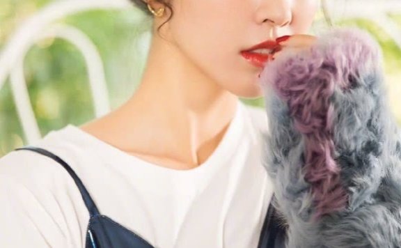 宣璐吊带内衣外穿,意外成了时髦精!