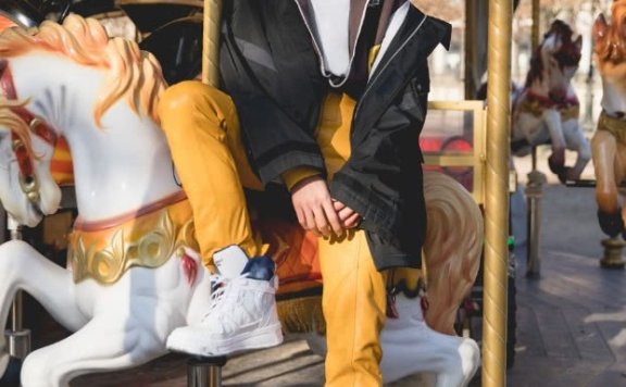 “乐华七子”的朱正廷确认过眼神,穿得太帅了!