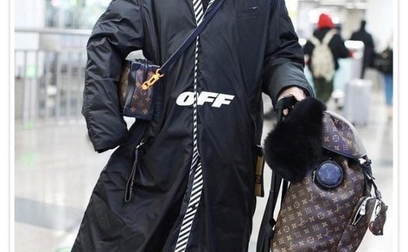 陈志朋终于穿对了!娘气没了反而很男人!