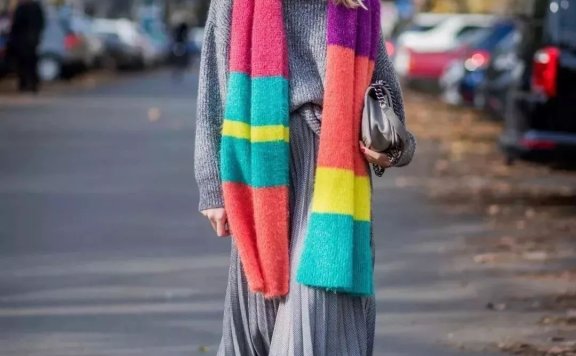 冬季的围巾就该这么围 保暖又时髦还十分有型