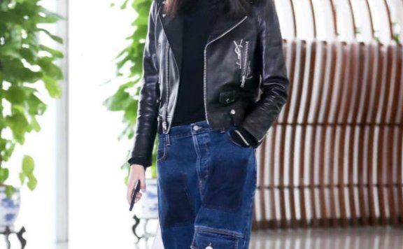 王紫璇穿“黄河裤”,确粗成“恐龙腿”,真心疼!