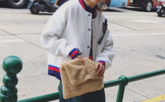 冬季夹克怎么穿?机车夹克娘走MAN新路线!