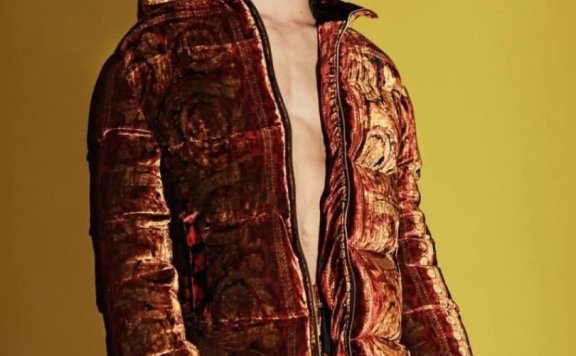 天仙攻Manu Rios 登上了新杂志封面，被Dior看上了