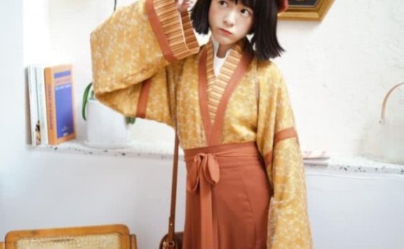 徐娇两套华服犹如穿越千年,真正的“国风美少女”