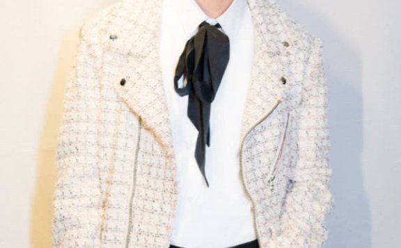 王俊凯的“方糖外套”，最适合耍帅！