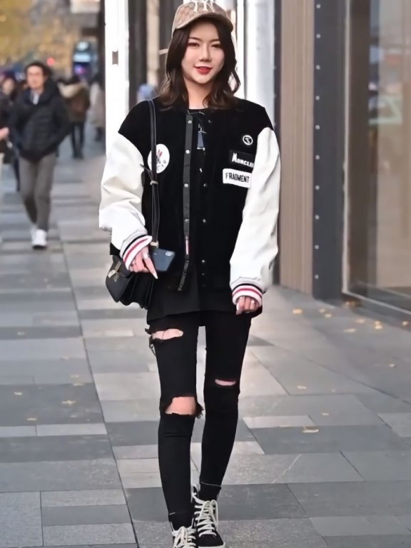 “蛋壳裤”随便搭都超显瘦,难怪越来越多人喜欢!