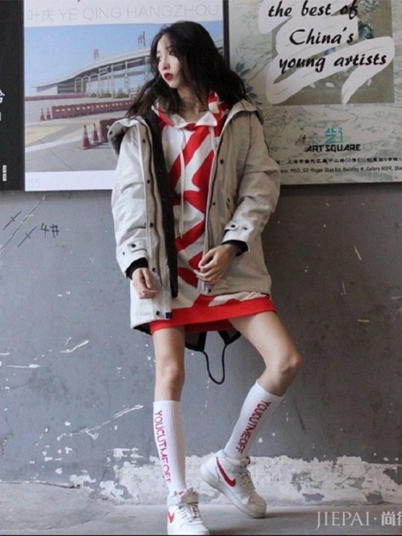 对于腿长的女生来说,永远都缺一条裤子