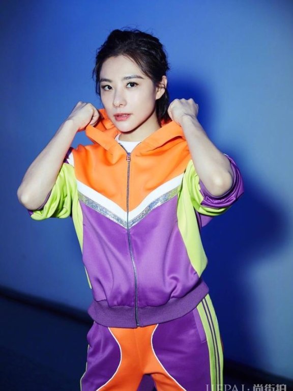 万茜和刘璇撞脸,穿搭风格上却差别很大