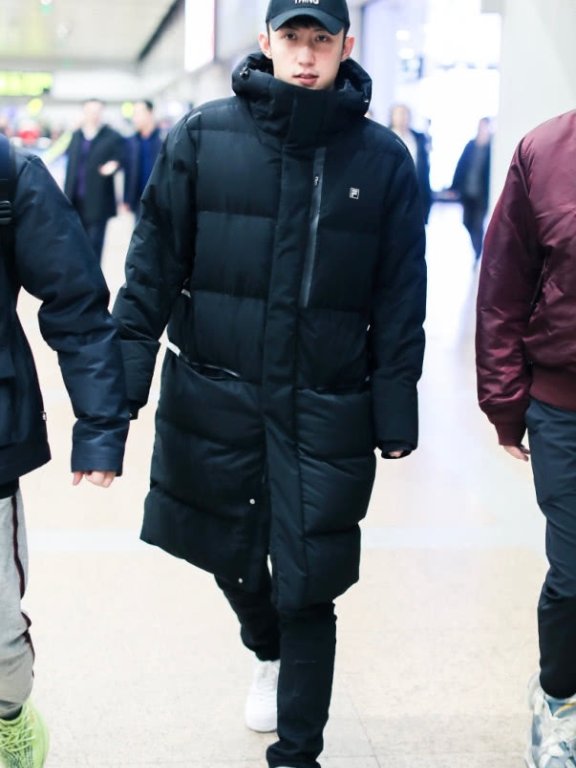 黄景瑜的“雪人装”,这也太萌了吧!