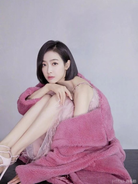 泰迪熊外套暖和又柔软的,女明星的心头好~