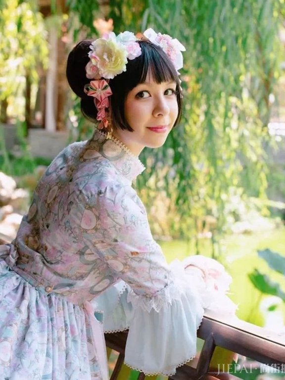 洛丽塔故事：这个平凡少女活成了我理想的lo娘