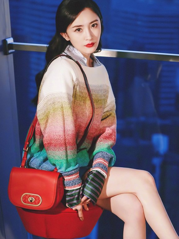 杨幂春晚礼服曝光!wuli大幂幂简直美爆了!