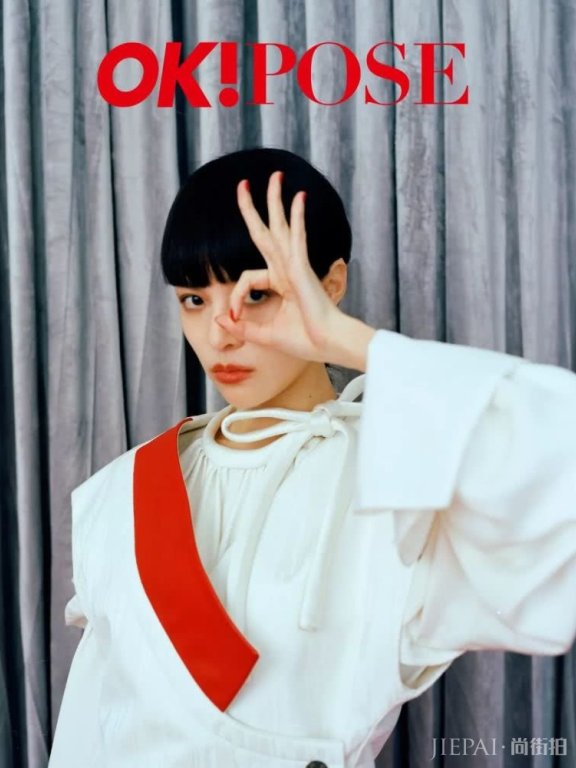 钟楚曦 且行且驻，与日俱新