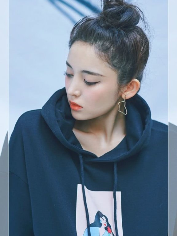 娜扎和热巴丸子头都这么好看?