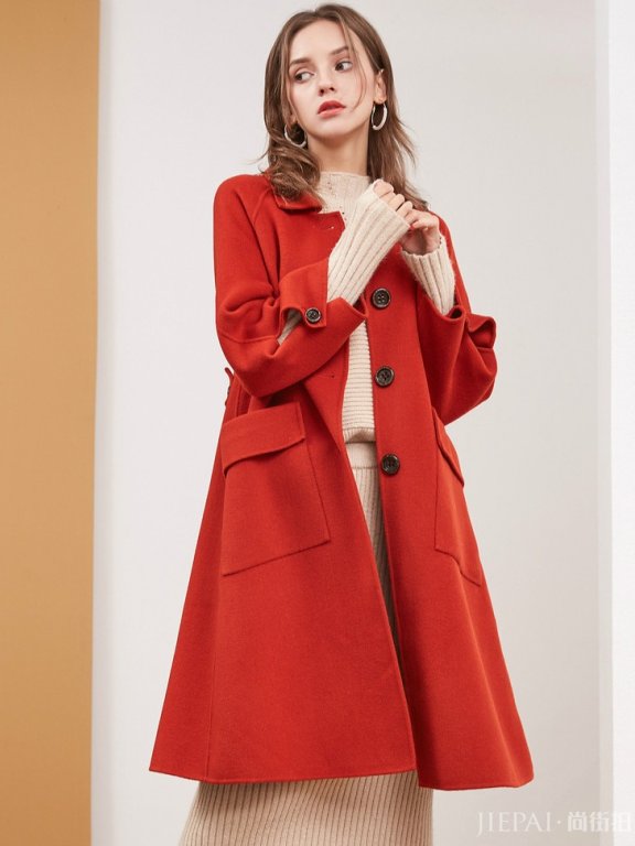 这3种纯色大衣上档次,减龄又显女神范