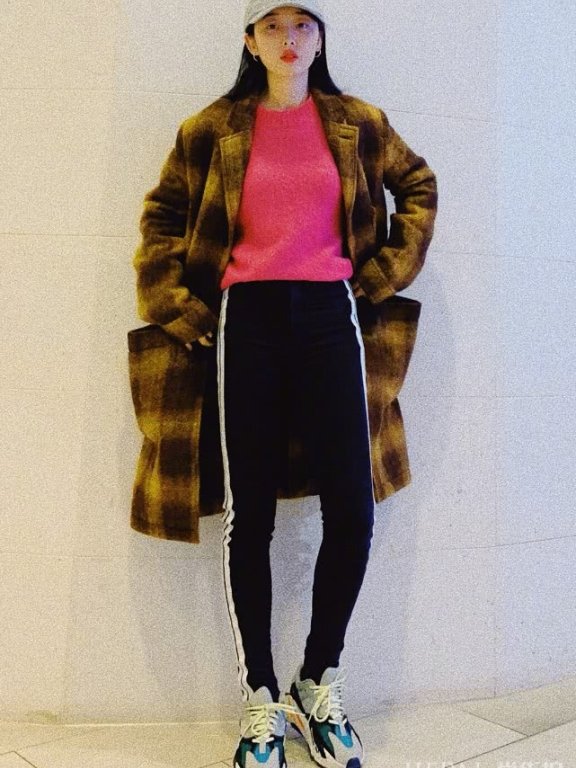 蒋梦婕拿“土豆粉”当鞋带,还能这样博眼球!