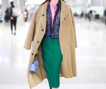 戚薇穿“9种颜色”走机场,五花八门却搭配的非常好看