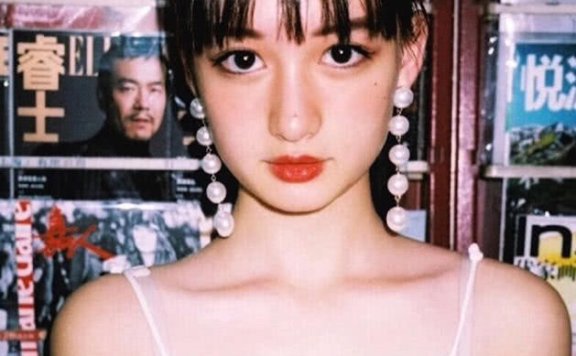 时装周:木村光希Susan同穿皮草,网红与星二代哪个更高级?