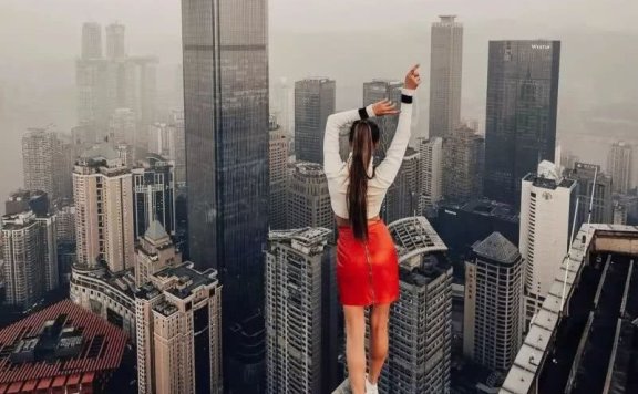 她的照片张张惊艳到爆,看完再也不敢发自拍了!