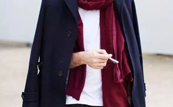 冬季一条围巾就是最好的配饰!
