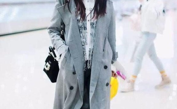 章若楠少女甜美,张俪清新怡人,葛优的最耐穿!