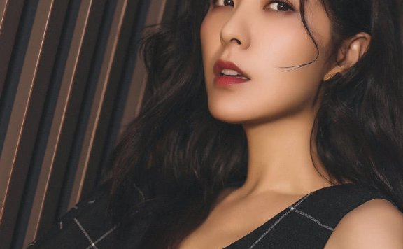 曾黎低调生活致不火，42岁已无人识