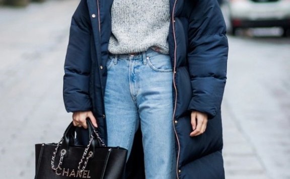 羽绒服搭配这几款包包,经典简约还百搭