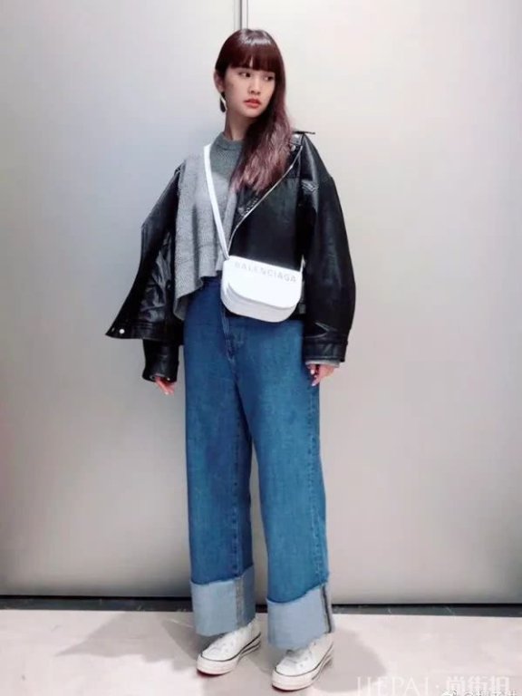 私服只会看欧阳娜娜和倪妮?其实这些女明星的搭配也超级好看