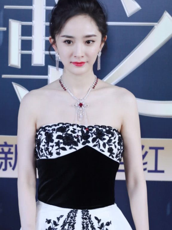 杨幂“水墨裙”,只有小部分人穿得美