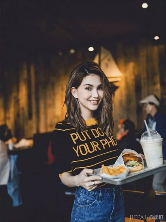 天王嫂“狗粮”补给你!错过情人节也无妨