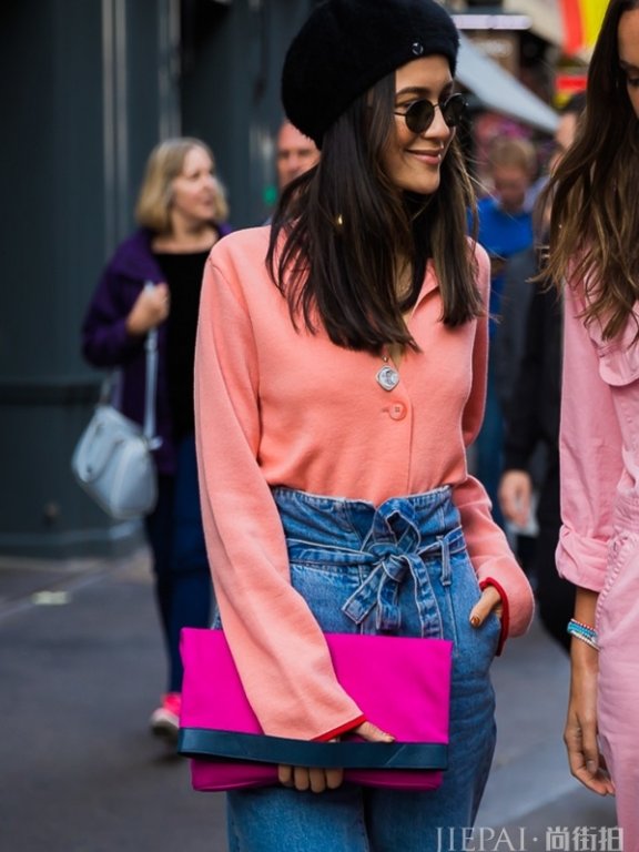 欧美街拍 贝雷帽复古而又不单调