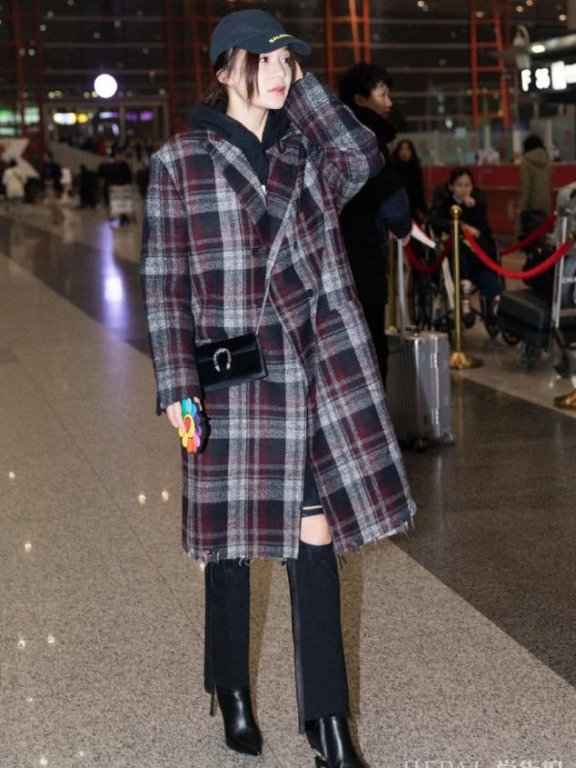 袁姗姗又火了，这次却是因为手机壳！