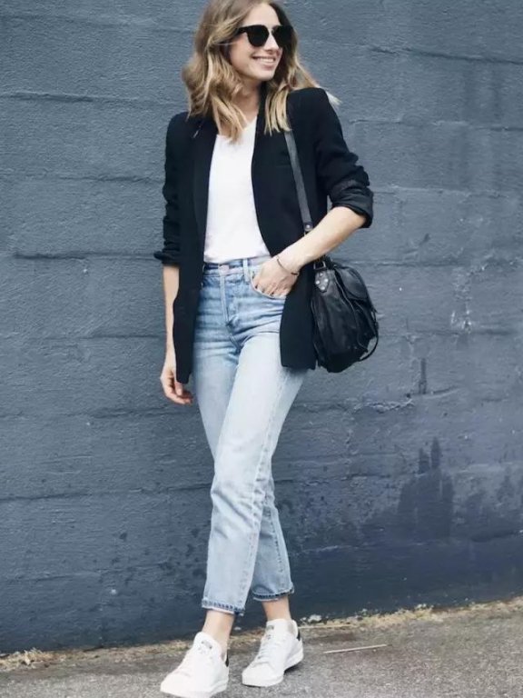 九分裤搭配运动鞋,时尚百搭又耐看!