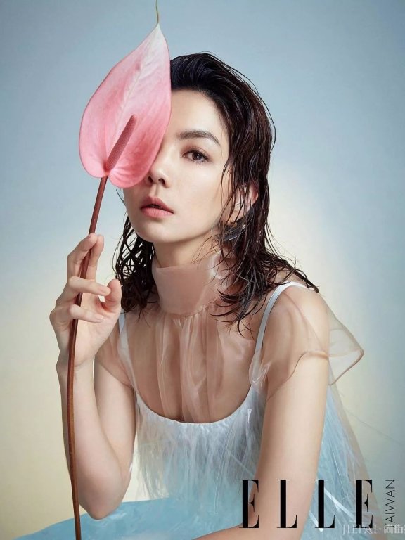 陈嘉桦从帅气变美丽,她是如何做到的?