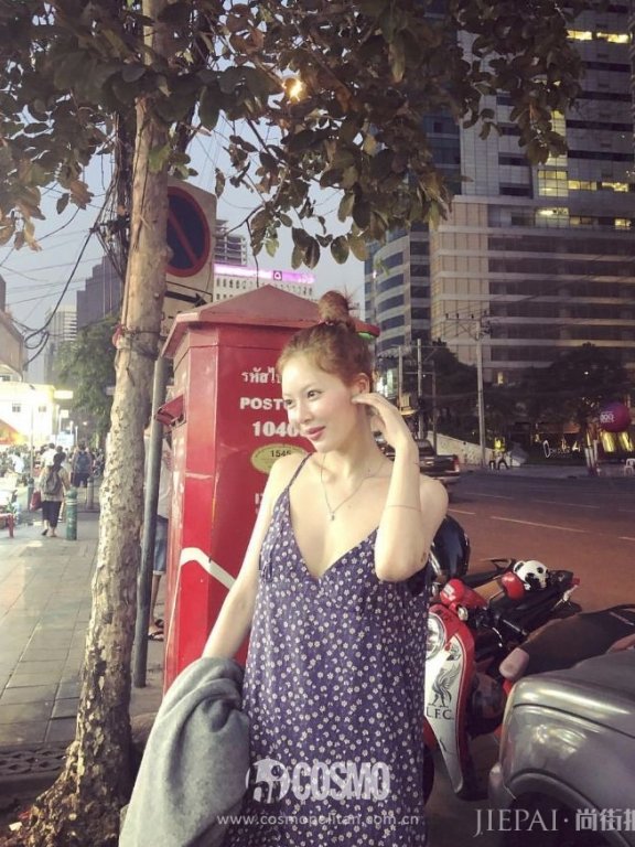 钟楚曦泫雅靠什么撩到了小两岁的男友