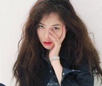 金泫雅日常搭配时尚感爆强到成范文，不学你会后悔