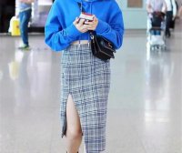 卫衣+半身裙,甜美感来袭