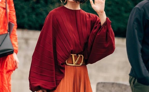 朴信惠波波头短发造型亮相巴黎时装周