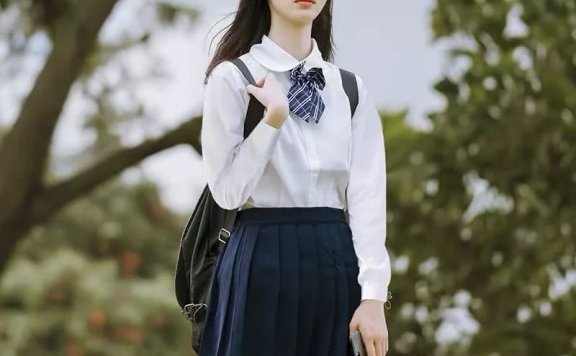 全世界都有好看的校服穿,我酸了