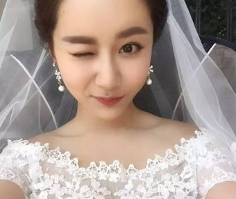 90后小花婚纱照多惊艳?杨紫青涩懵懂,记得武林外传莫小贝吗?