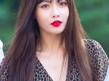 泫雅涂红唇这么好看?原因离不开这三点