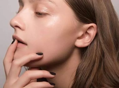 化妆师怕被偷师的小技巧，原来是这些