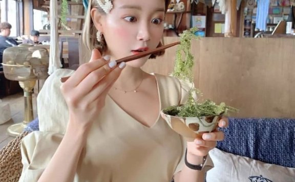 最近发现，茶系少女火了