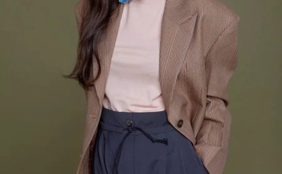 她是私服超棒的“韩剧女王”,看完她的INS,你一定会爱上她