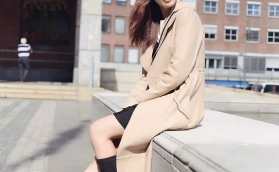 彭小苒再续《东宫》番外篇,剧里剧外的她穿衣风格太好看