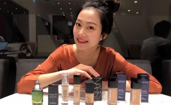 春季化妆包里一定要带上它！我的超日常雾面保湿粉底大集合